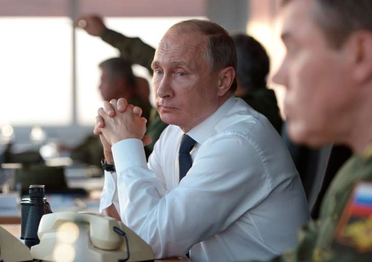 Tong thong Putin: 'Dung goi toi la Sa hoang' hinh anh