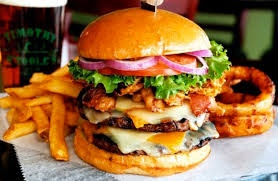 Bua trua lam tu thuc pham thua cho cac lanh dao the gioi hinh anh