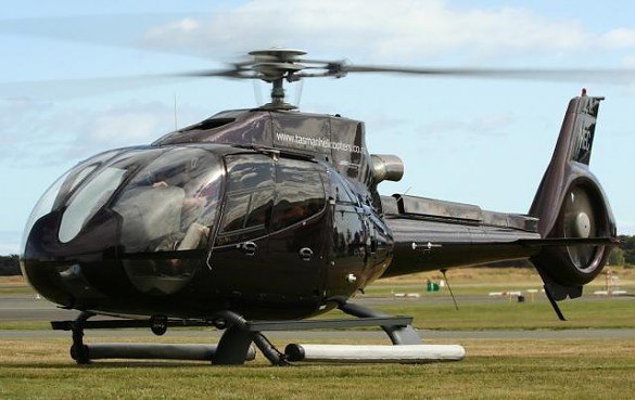 Truc thang cho 5 nguoi mat tich o Indonesia hinh anh