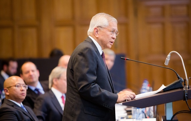 Phien dieu tran vu kien Philippines - Trung Quoc hinh anh