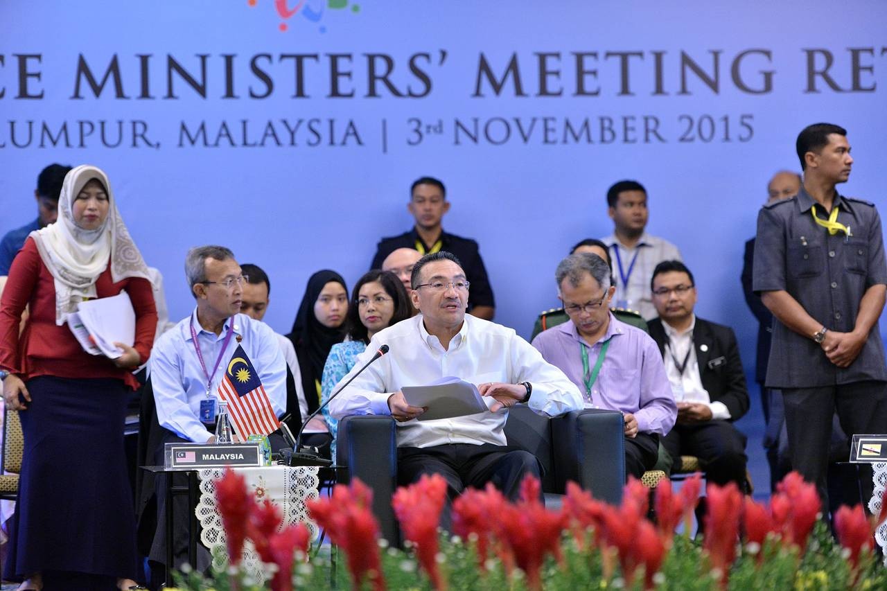 Maylaysia ung ho My dieu tau den Bien Dong hinh anh