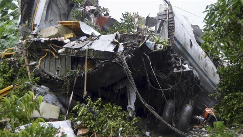 May bay vo nat canh bo song o Nam Sudan hinh anh