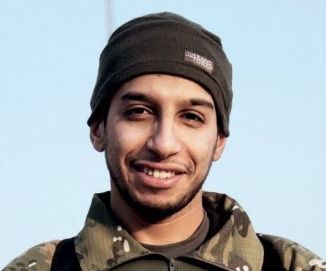 Gia dinh mong ke khung bo Paris chet hinh anh