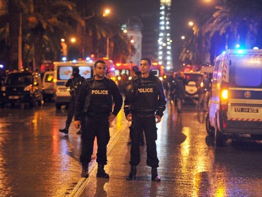 Tunisia ban bo tinh trang khan cap sau vu danh bom tu sat hinh anh