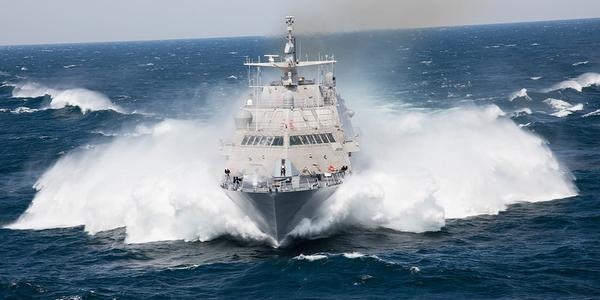 Suc manh tau chien My sap den Bien Dong hinh anh