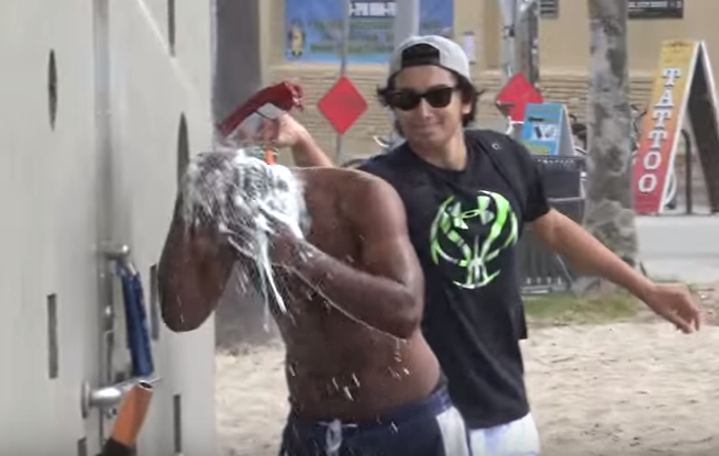 Treu nguoi la bang dau goi hinh anh