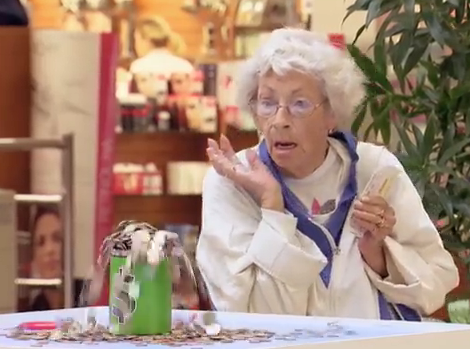 Tien trao ra tu hom tu thien hinh anh