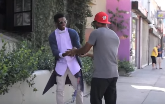 Khi thanh nien danh roi sung hinh anh