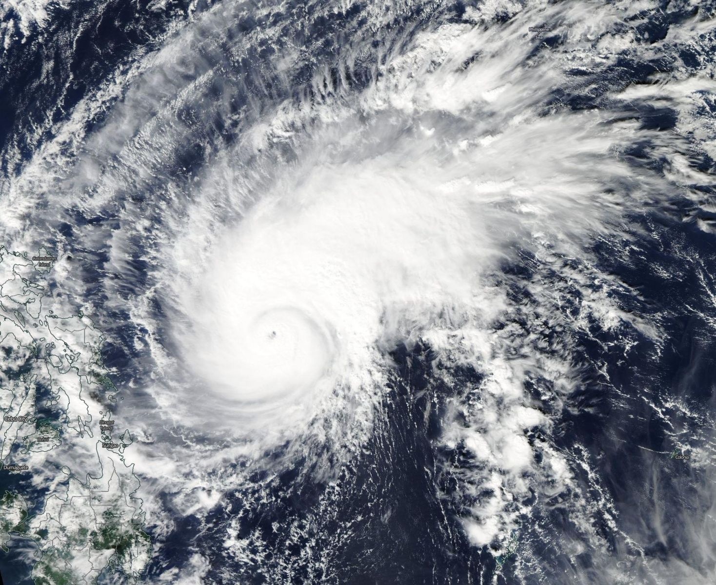 Sieu bao Melor qua anh ve tinh hinh anh