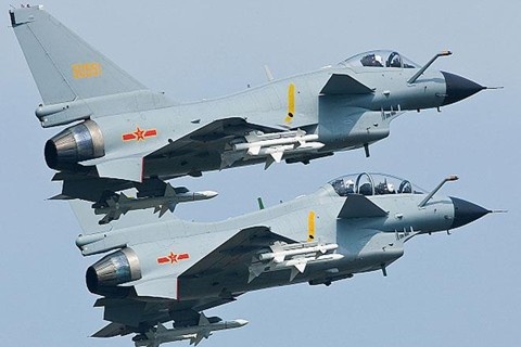 Quan chuc Nhat canh bao Trung Quoc lap ADIZ tren Bien Dong hinh anh