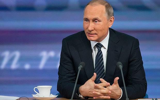 Ông Putin hôm nay chủ trì cuộc họp báo thường niên trước gần 1.400 phóng viên trong và ngoài nước. Ảnh: RT