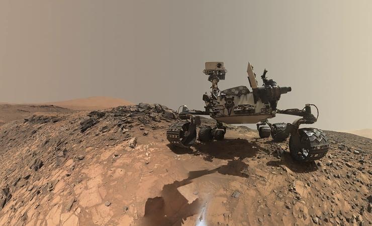 Thiết bị tự hành Curiosity trên sao Hỏa. Ảnh: NASA
