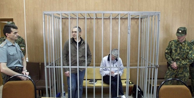 Nga truy na toan cau cuu trum dau mo Khodorkovsky hinh anh