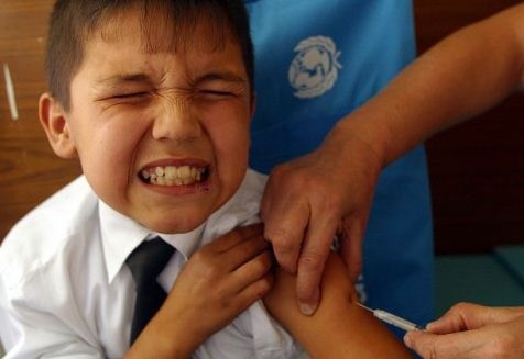 My, Phap cung dau dau vi khan hiem vac xin hinh anh