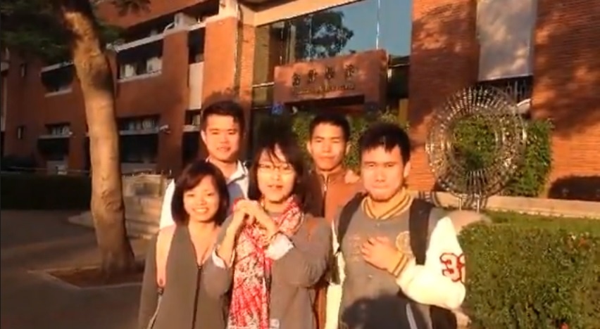 Du hoc sinh Viet Nam tai Dai Loan chuc mung nam moi 2016 hinh anh