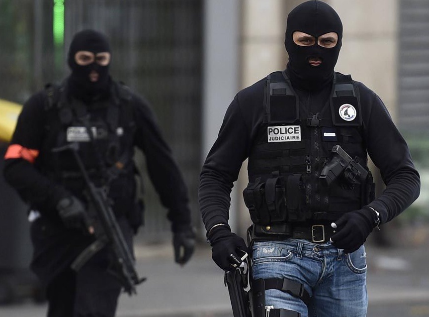 IS dinh tan cong chau Au tren quy mo lon hinh anh