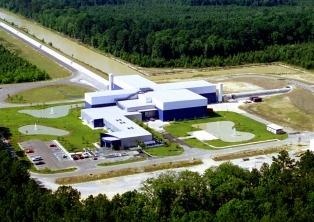 Thiet bi khong lo giup phat hien song hap dan hinh anh