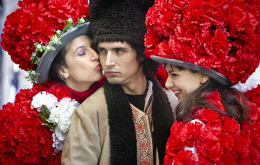 The gioi ron rang don Valentine hinh anh