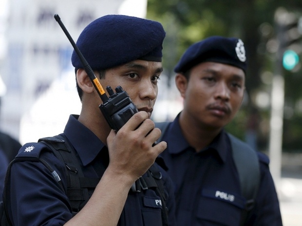 Australia canh bao nguy co khung bo o Malaysia hinh anh