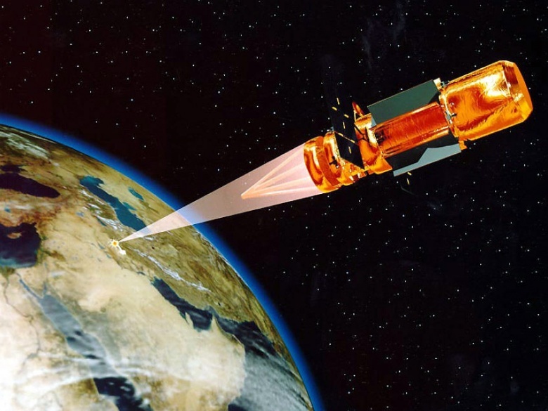 Nga gap rut phat trien vu khi chien tranh khong gian hinh anh