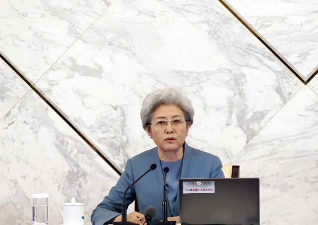 Quoc hoi Trung Quoc to nguoc My quan su hoa Bien Dong hinh anh