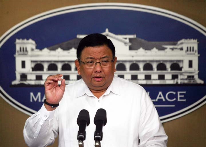 Philippines bo nhiem ngoai truong moi hinh anh