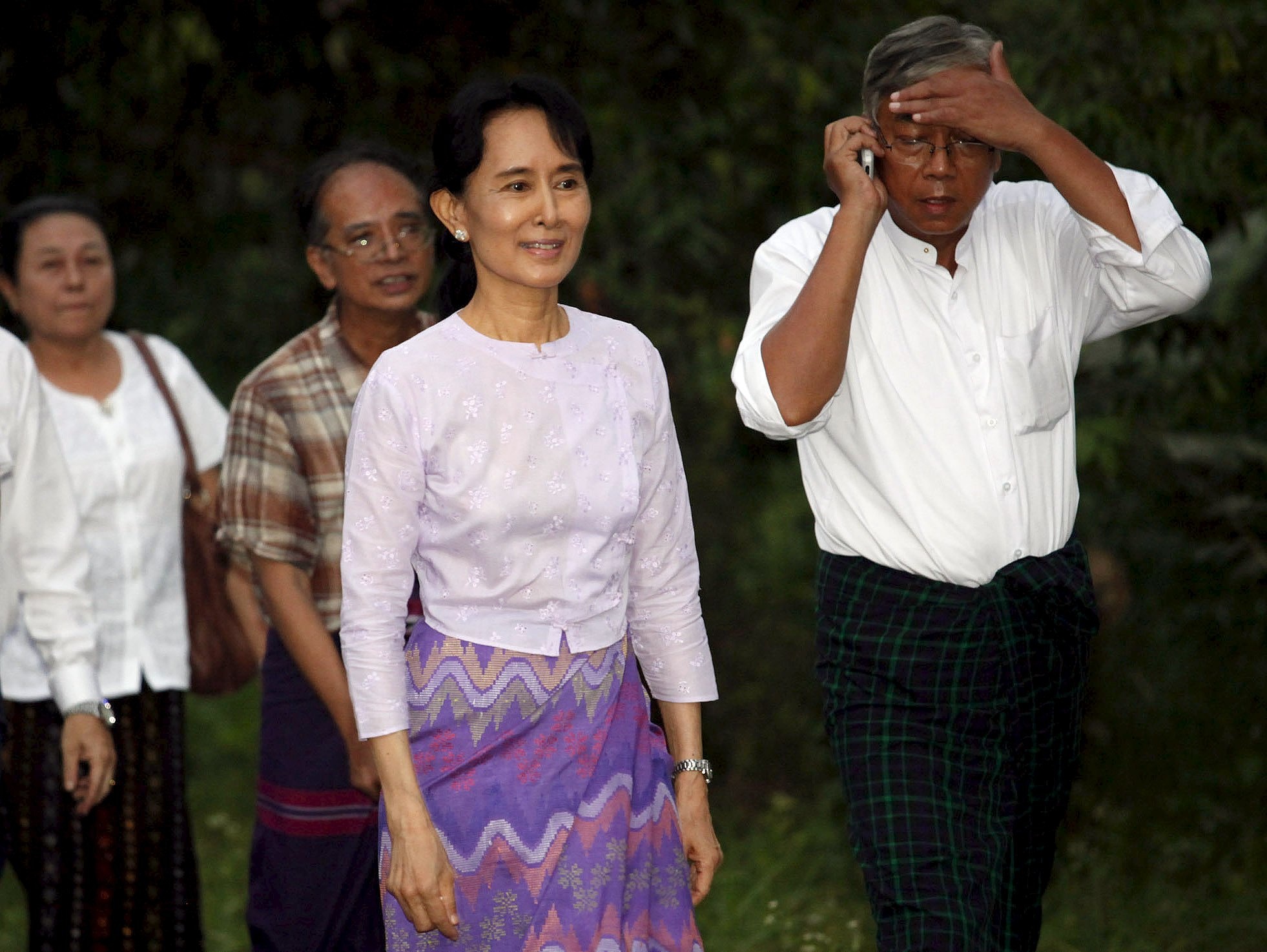 tro ly cua ba Suu Kyi duoc de cu tong thong Myamar anh 1
