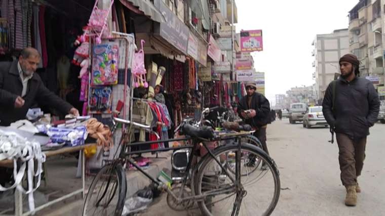 Cuoc song duoi su kiem soat cua IS tai Raqqa, Syria hinh anh