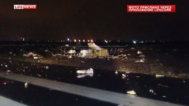 May bay Dubai roi o Nga,  clip may bay Dubai roi o Nga,  hinh anh may bay Dubai roi o Nga,  tin tuc may bay roi o Nga,  FZ981 anh 1