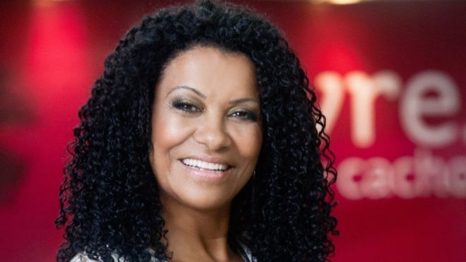 Tro thanh trieu phu nho bi quyet lam toc hinh anh