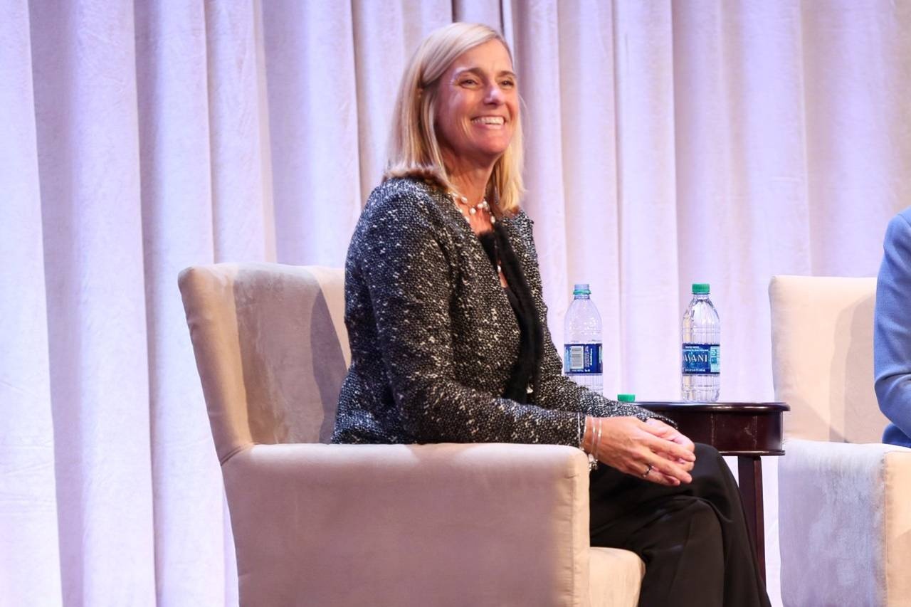 Sep nu ngan hang My doi mat voi nhiem vu bat kha thi hinh anh