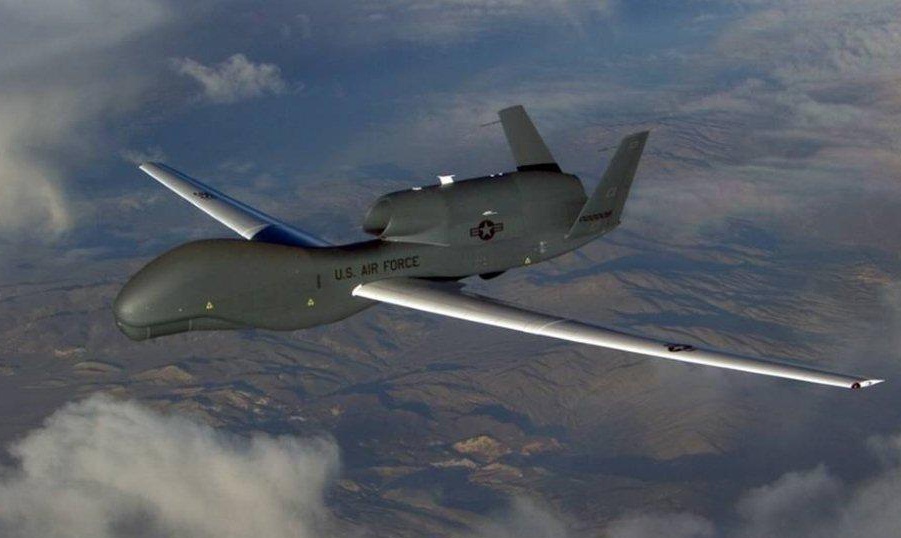 Co may trinh sat khong doi thu cua My hinh anh