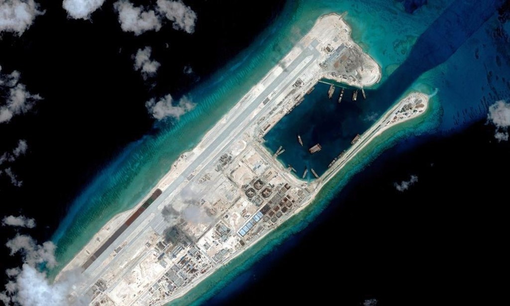 G7 se phan doi hoat dong quan su hoa tren Bien Dong hinh anh