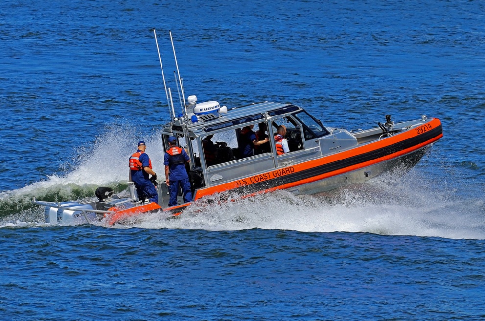 Suc manh tau tuan tra My se cung cap cho Viet Nam hinh anh