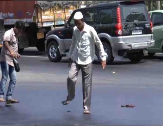 Nang nong ky luc o An Do lam tan chay nhua duong hinh anh