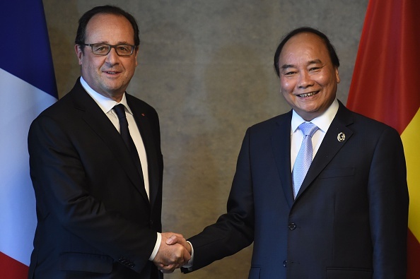 Thu tuong tiep xuc song phuong tai Hoi nghi G7 mo rong hinh anh