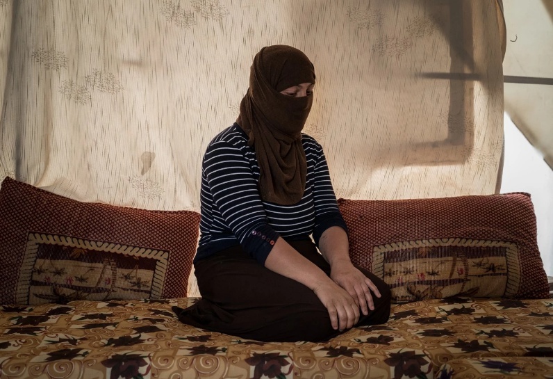 IS bán nô lệ tình dục trên mạng ảnh 1 IS ban no le tinh duc tren mang anh 1