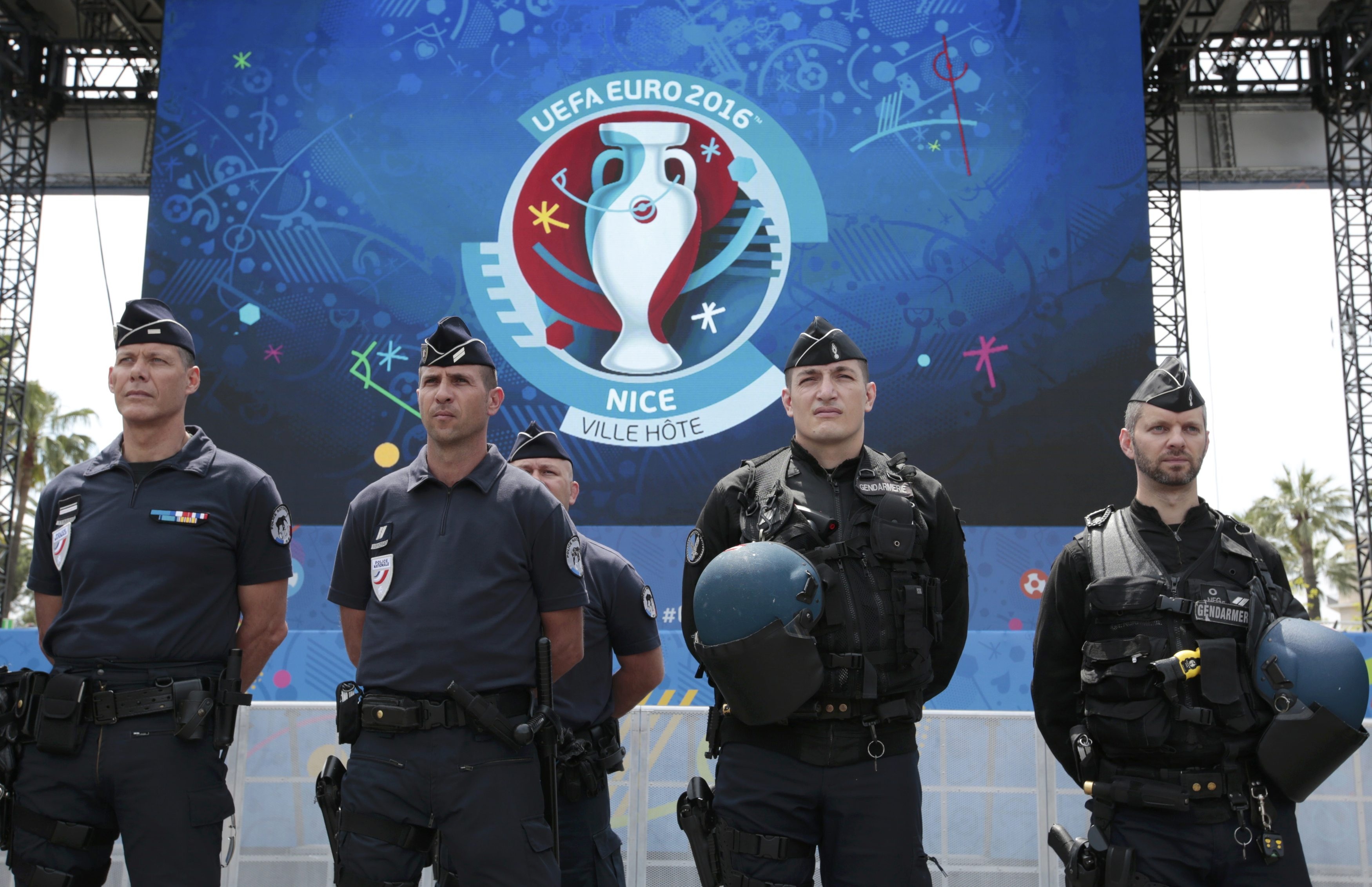 an ninh Phap truoc tran khai mac Euro 2016 anh 7