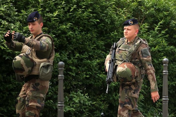 đảm bảo an ninh euro 2016 ảnh 1 dam bao an ninh euro 2016 anh 1