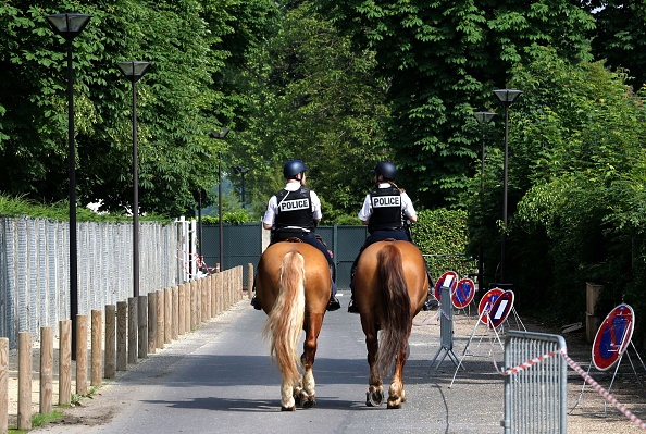 an ninh Pháp trước trận khai mạc Euro 2016 ảnh 4 an ninh Phap truoc tran khai mac Euro 2016 anh 4