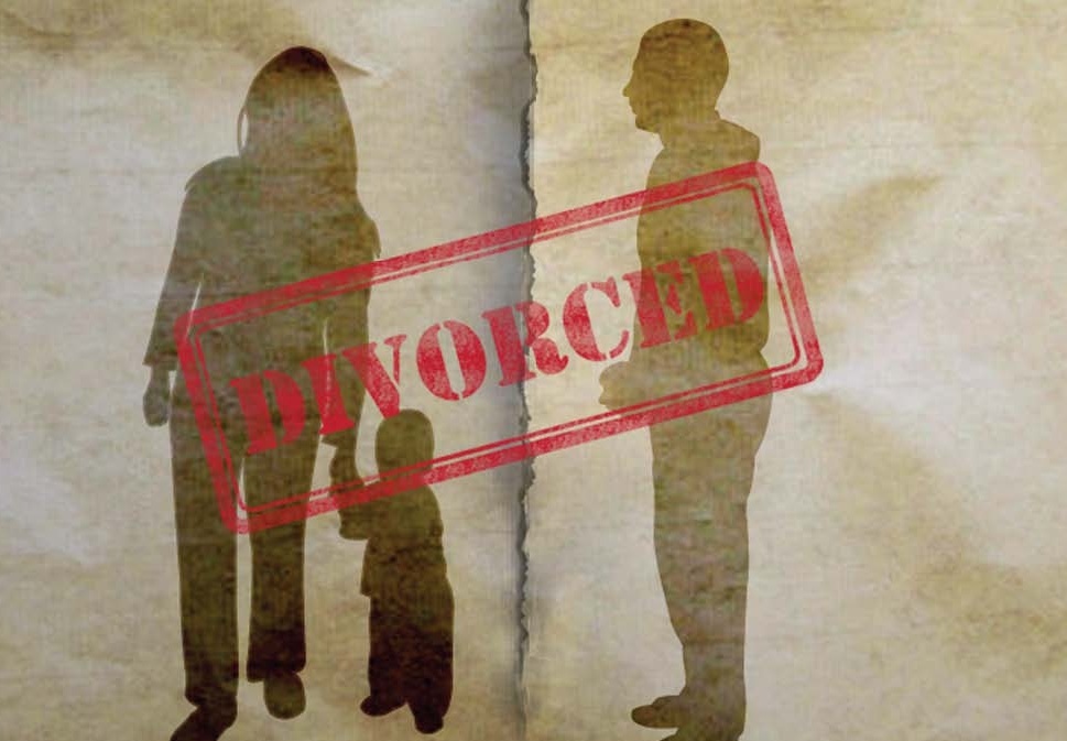 Noi am anh cua phu nu An Do vi don ly hon chi ba tu hinh anh