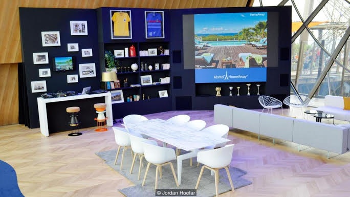 Khach san sang trong it nguoi biet tren thap Eiffel hinh anh