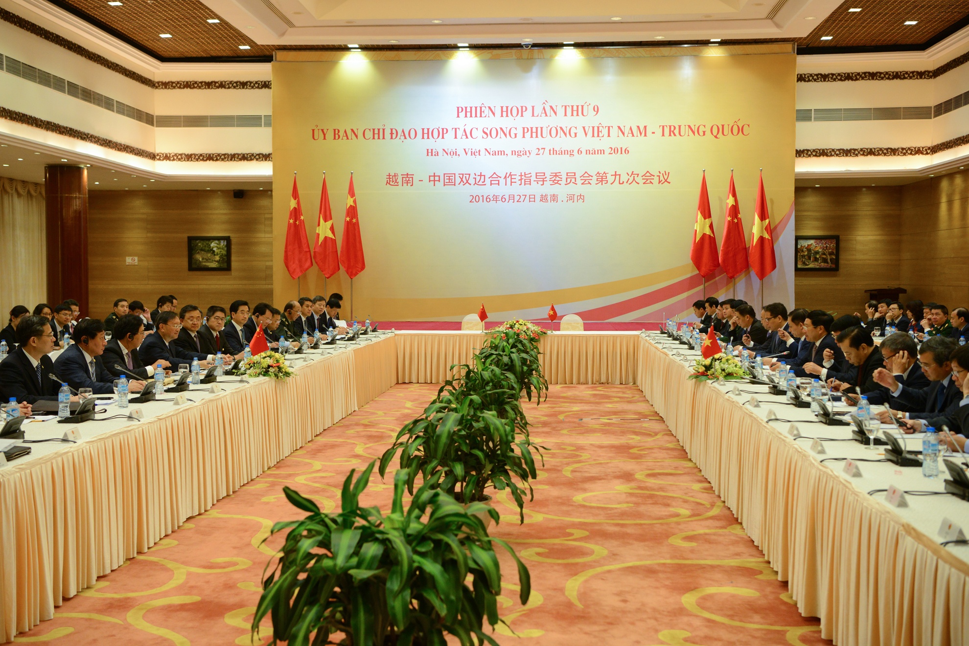 Duong Khiet Tri tham Viet Nam anh 2