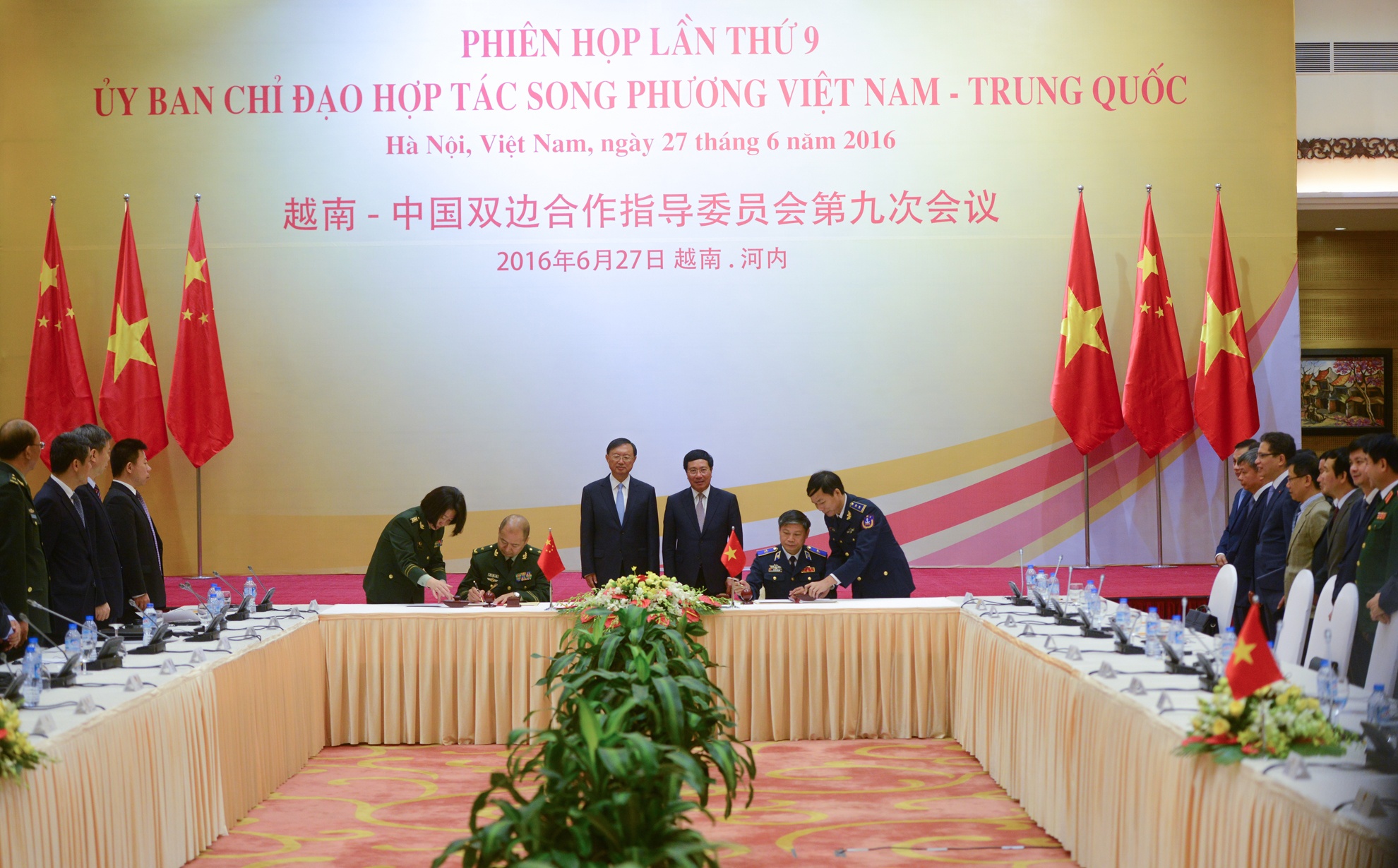 Duong Khiet Tri tham Viet Nam anh 5