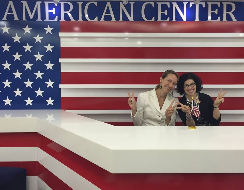 nu tong lanh su My o TP HCM anh 1