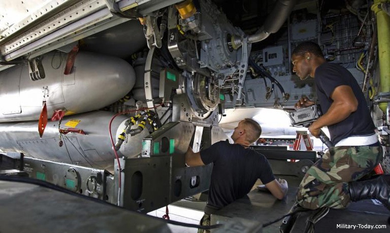 May bay nem bom chien luoc B-52 anh 6