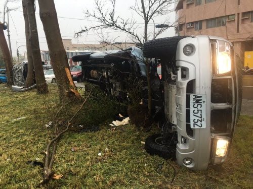 sieu bao Nepartak anh 2