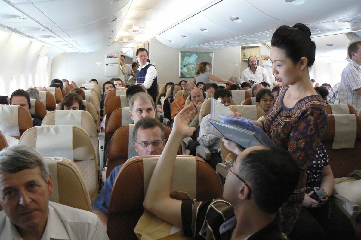 Singapore Airlines moi khach dau thau nang cap hang ghe hinh anh