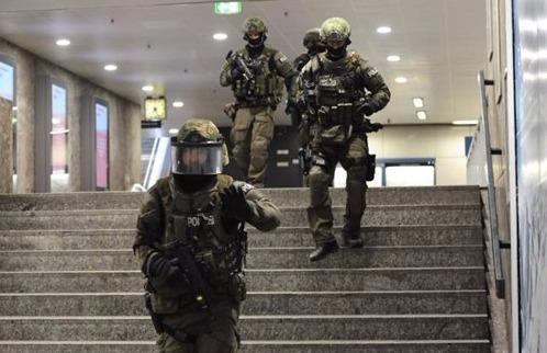 Dien bien vu xa sung kinh hoang o Duc hinh anh