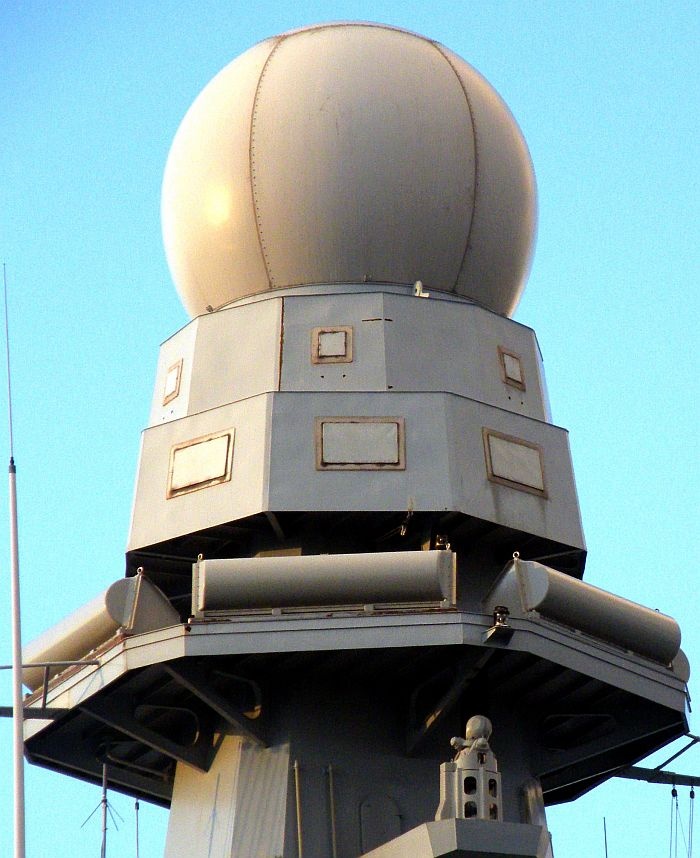 khinh ham phong khong Italy anh 3